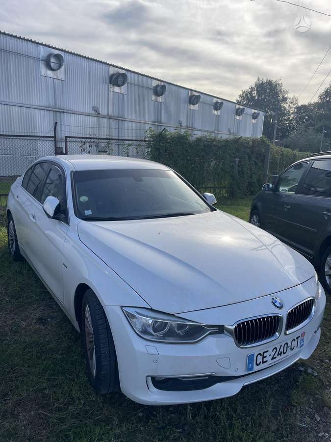 BMW 320, 2.0 l., Седан