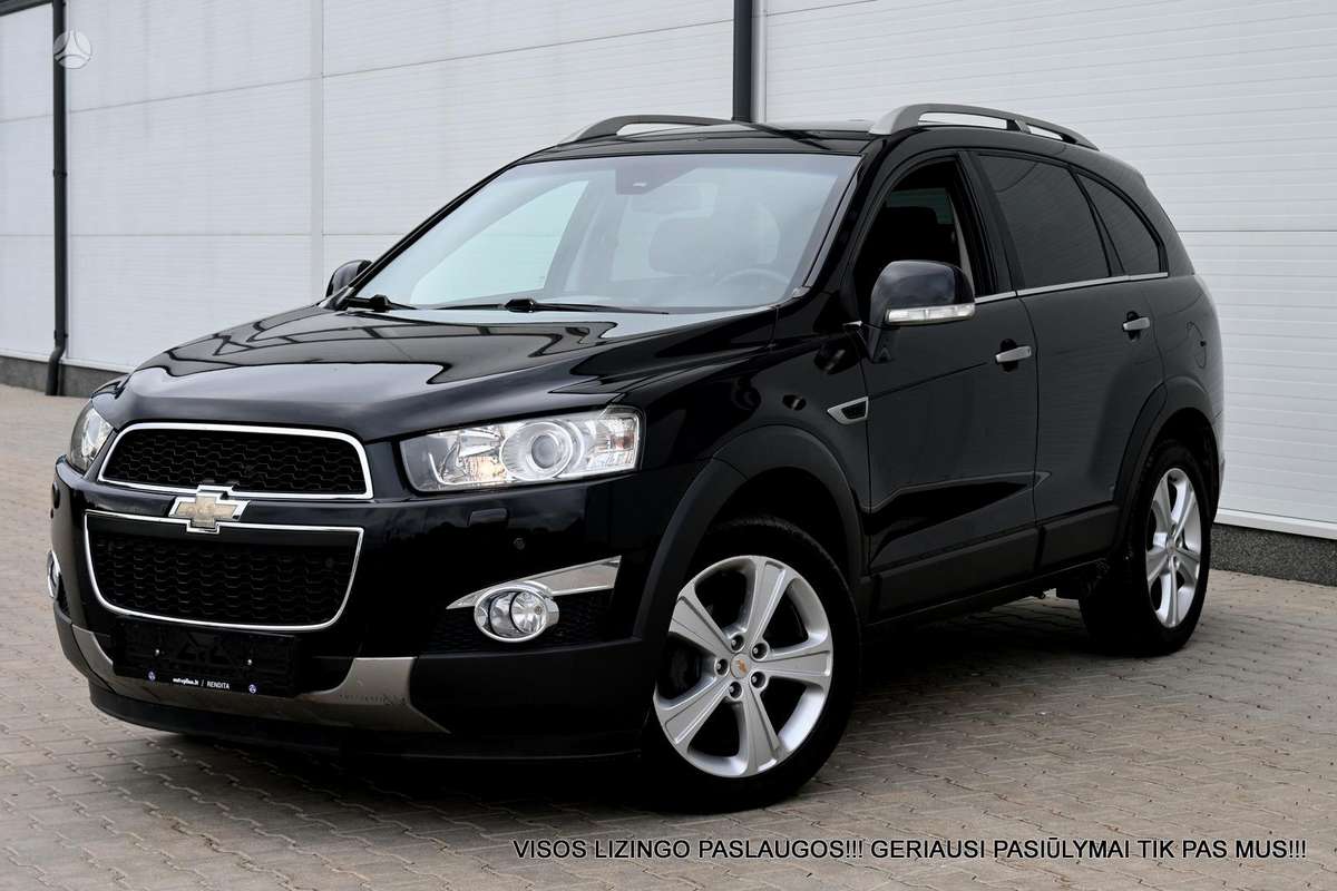Chevrolet Captiva 2013 — interior