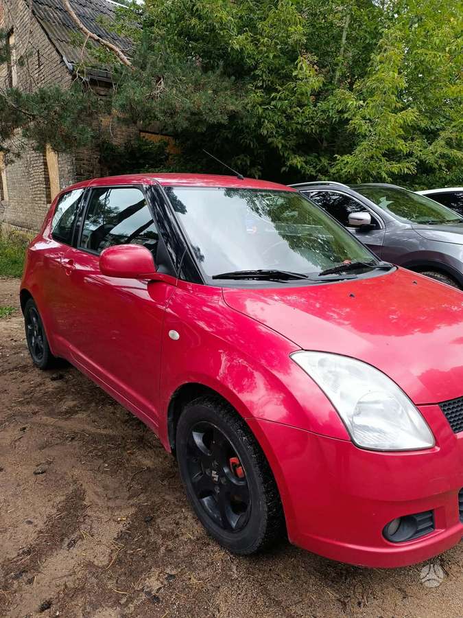 Suzuki Swift - 5