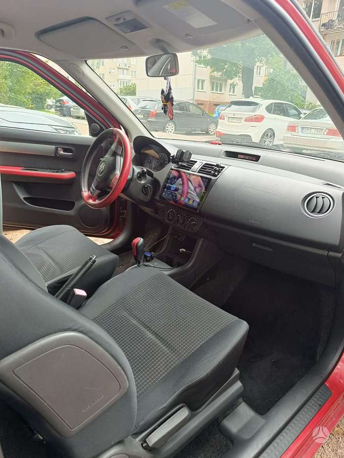 Suzuki Swift - 6
