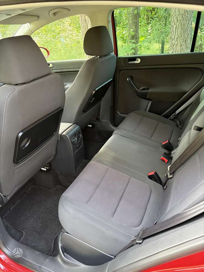 Volkswagen Golf Plus - 8