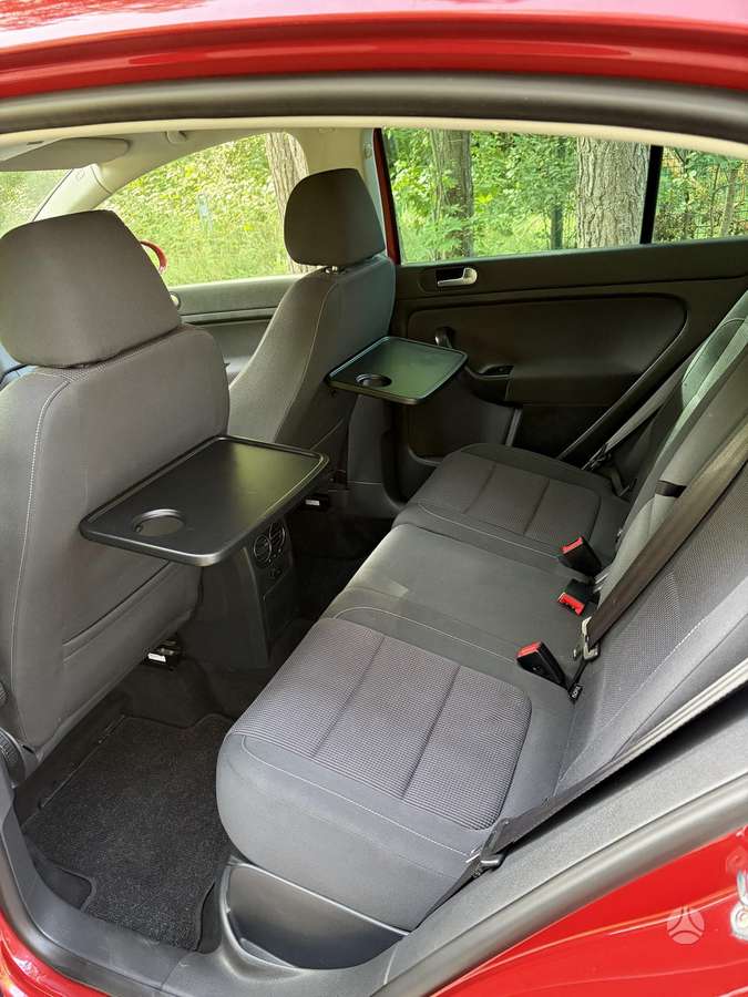 Volkswagen Golf Plus - 9