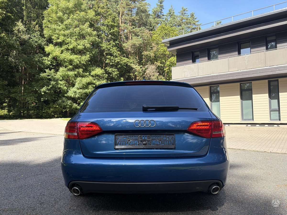 Audi A4, 3.0 l., universalas