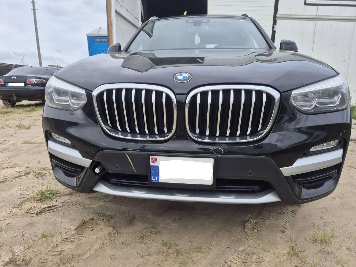 BMW X3, 2.0 l., mpv / minivan