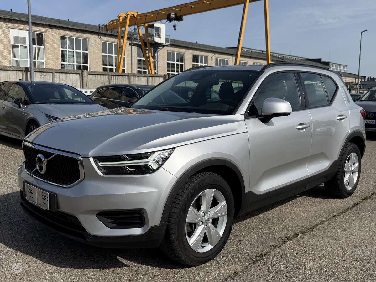 Volvo XC40 - 1