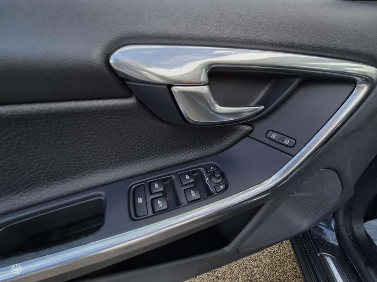 Volvo V60, 2.4 l., wagon