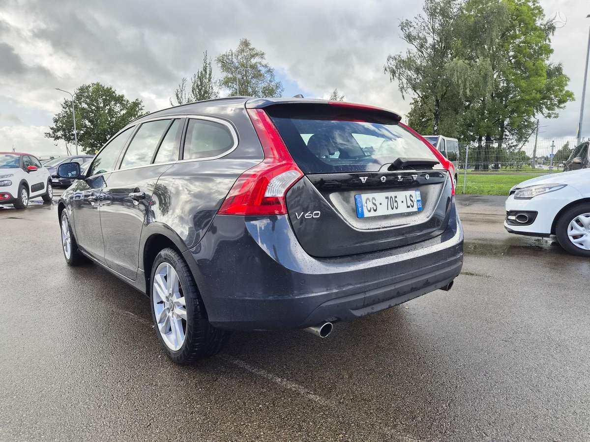 Volvo V60, 2.4 l., Универсал