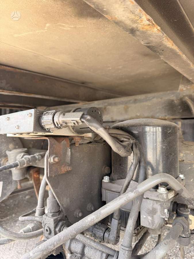 Volvo FL6 180, фургоны-боксы