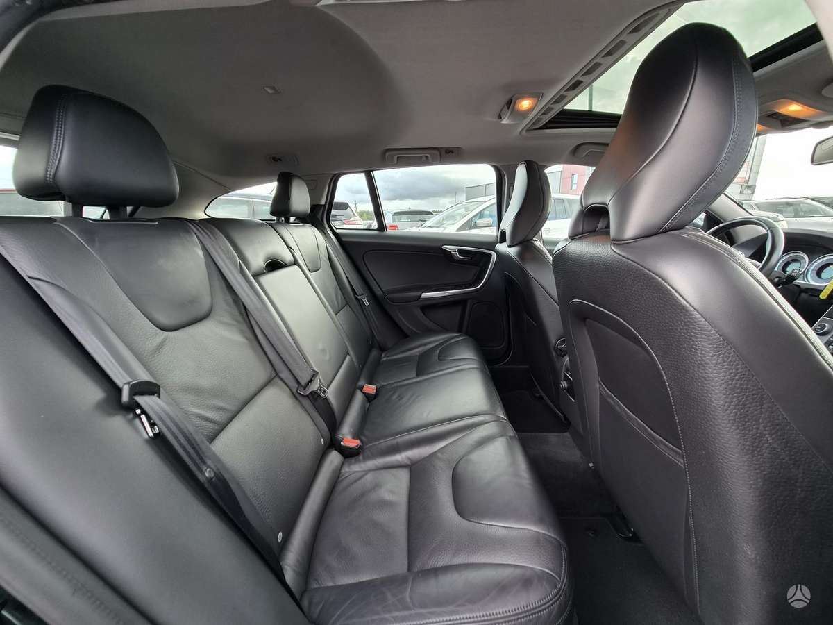Volvo V60, 2.4 l., Универсал