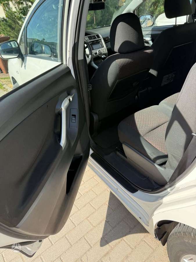 Toyota Verso - 9