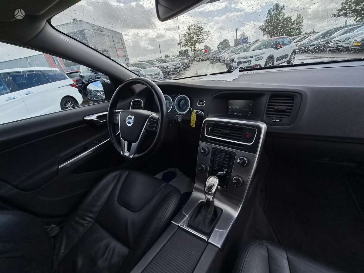 Volvo V60, 2.4 l., Универсал