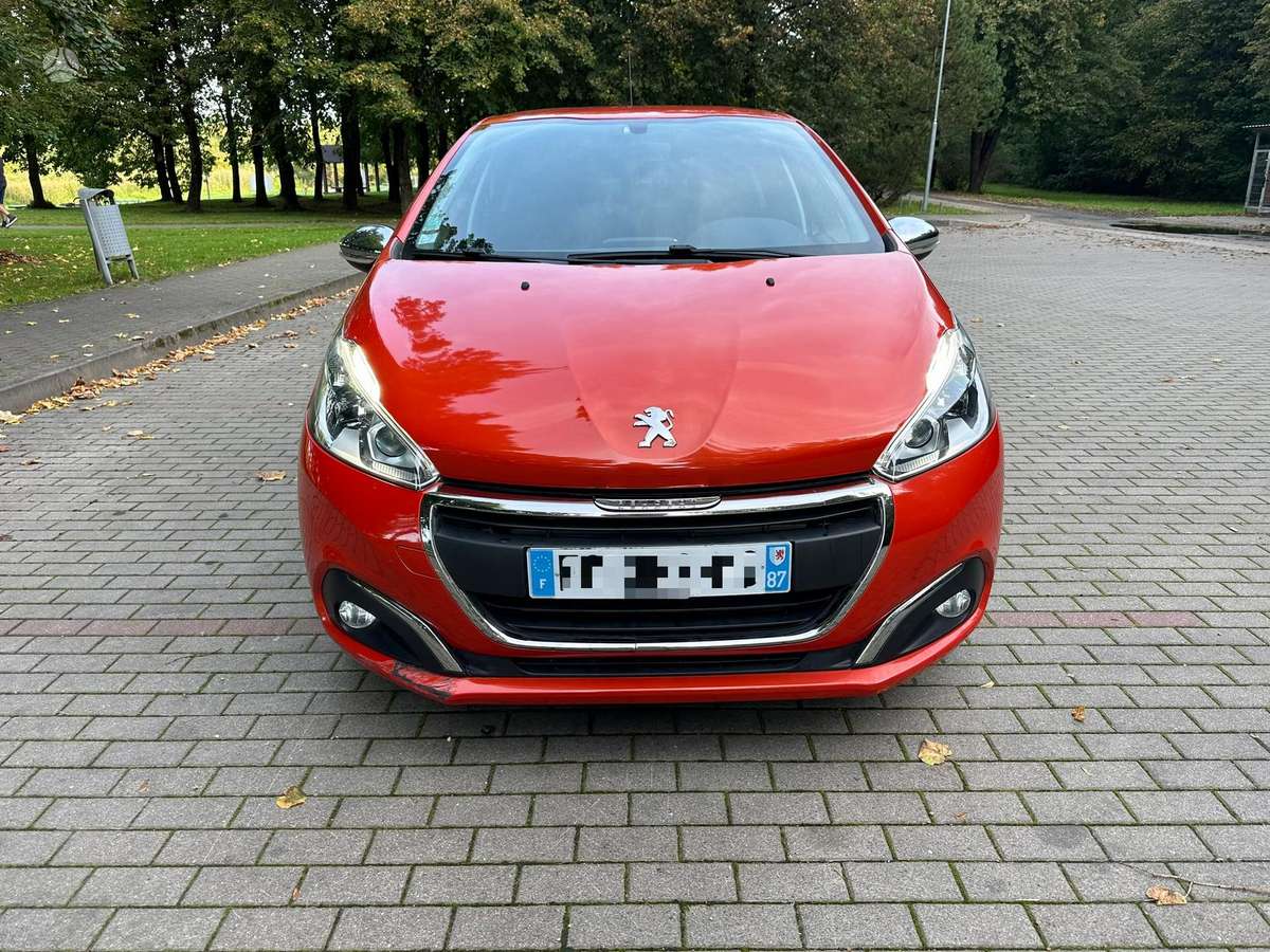 Peugeot 208 - 2