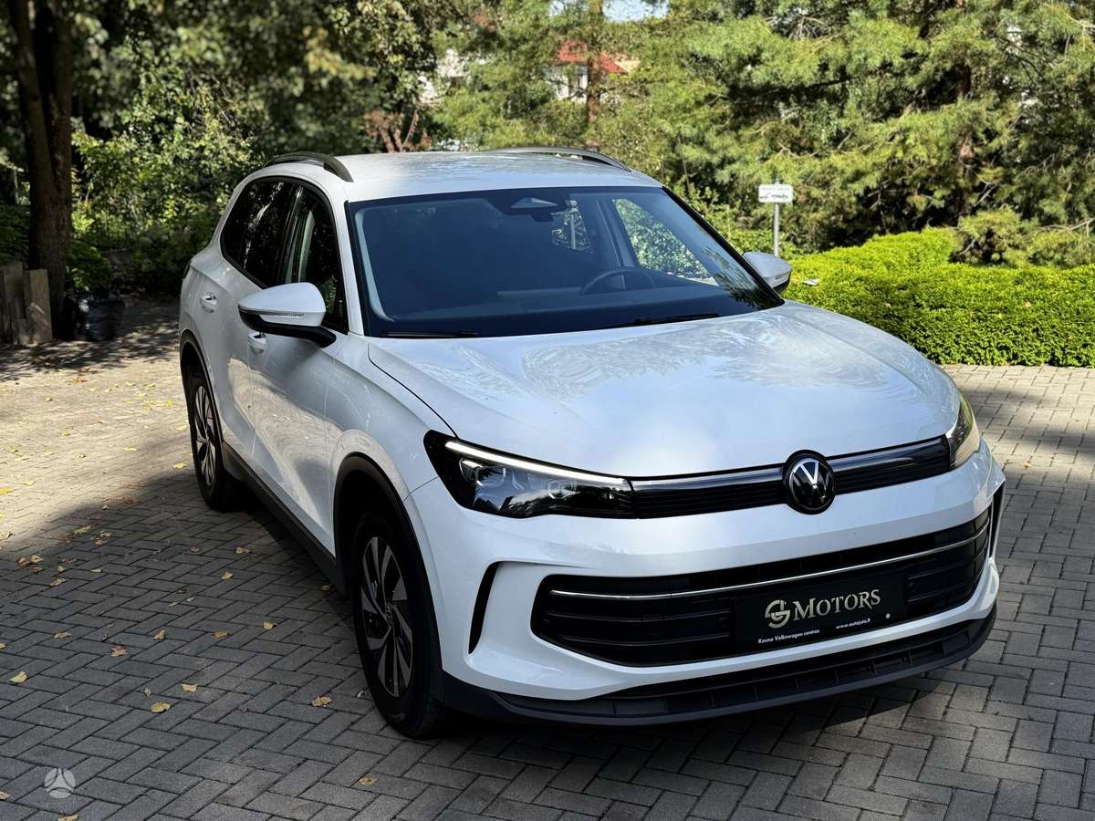 Volkswagen Tiguan - 2