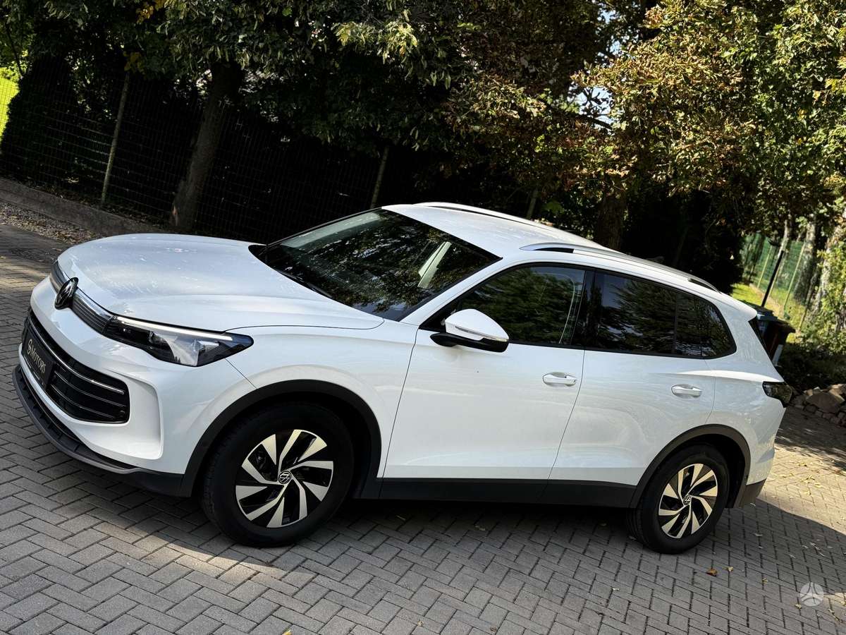 Volkswagen Tiguan - 3
