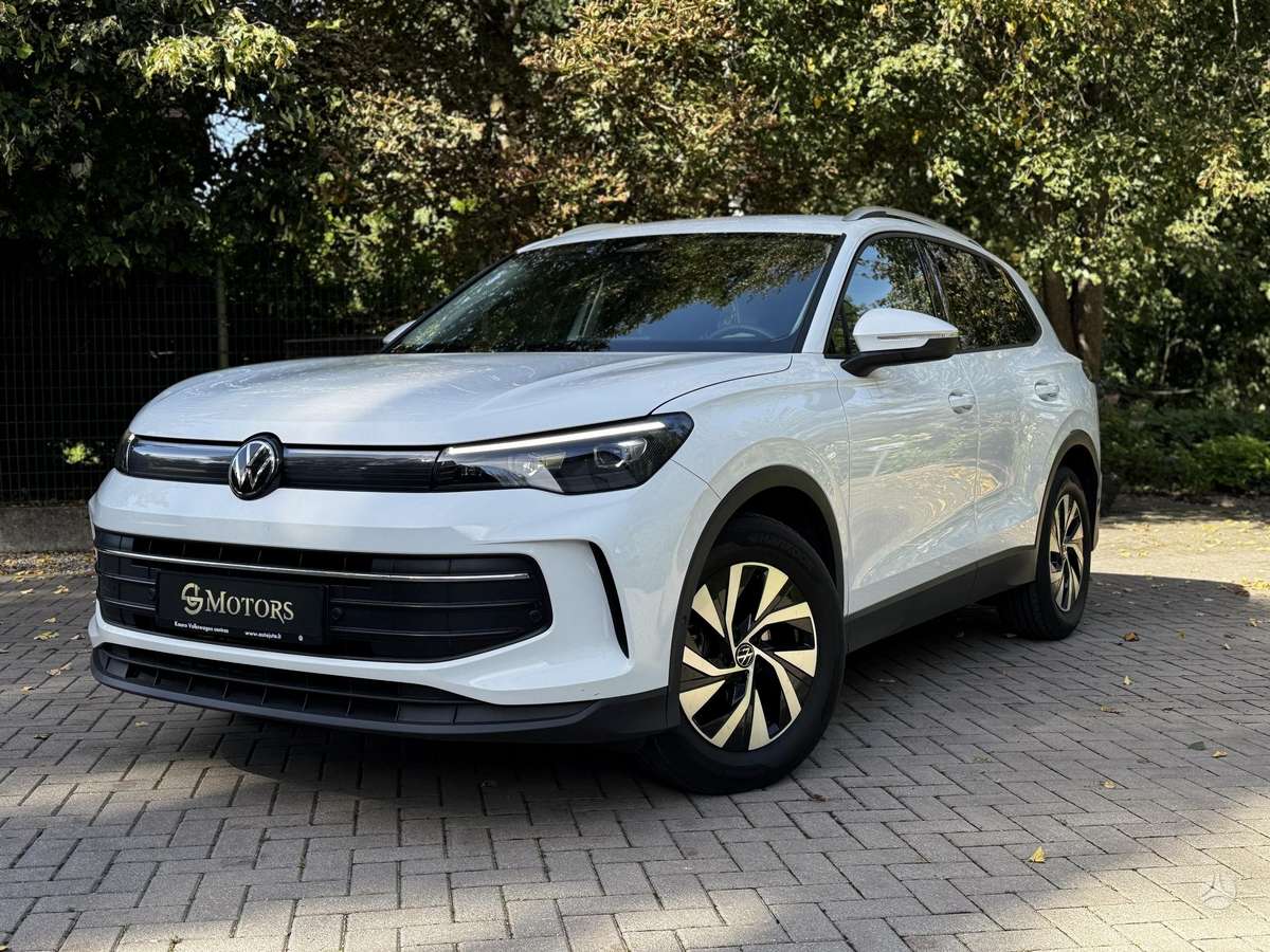 Volkswagen Tiguan - 1