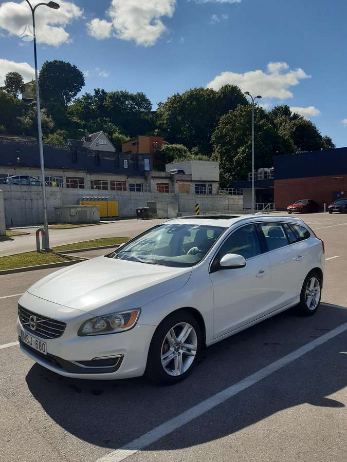 Volvo V60, 2.5 l., wagon