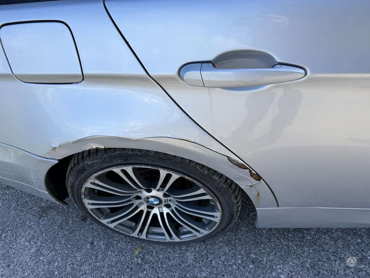 BMW 320, 2.0 l., universalas