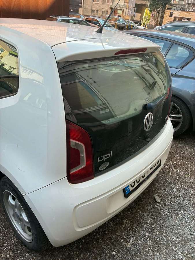 Volkswagen Up, 1.0 l., Хэтчбек