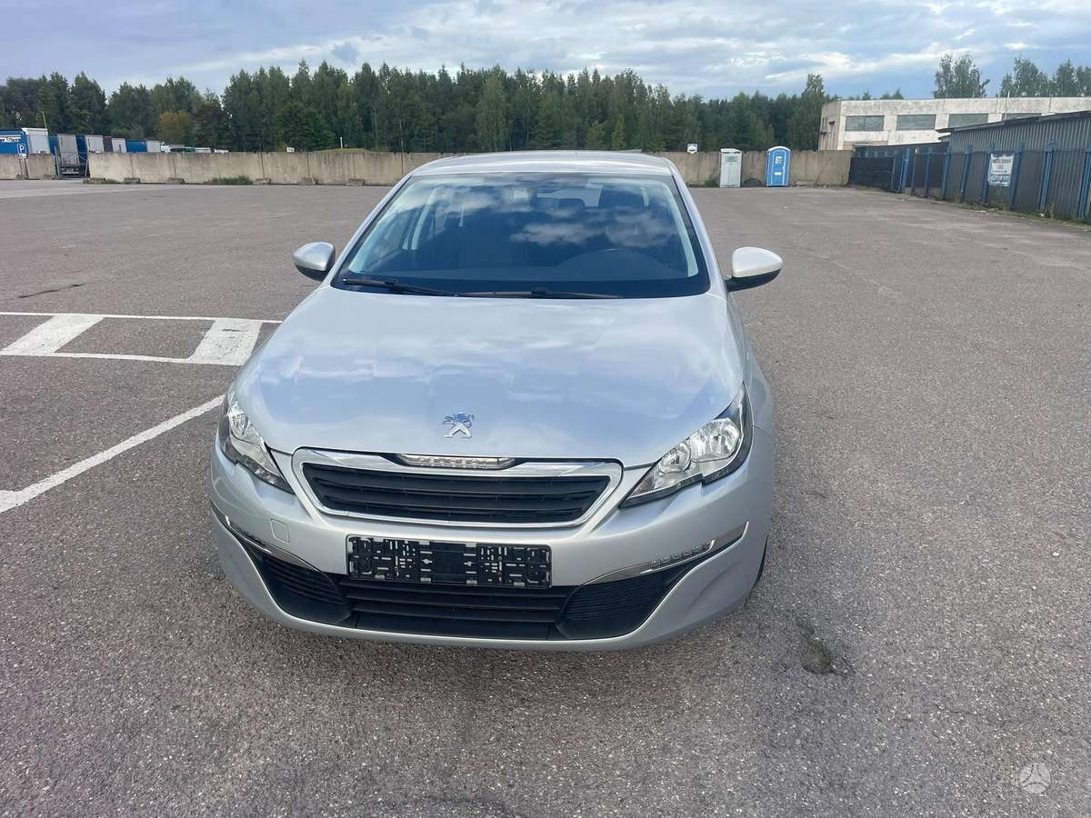 Peugeot 308 - 1