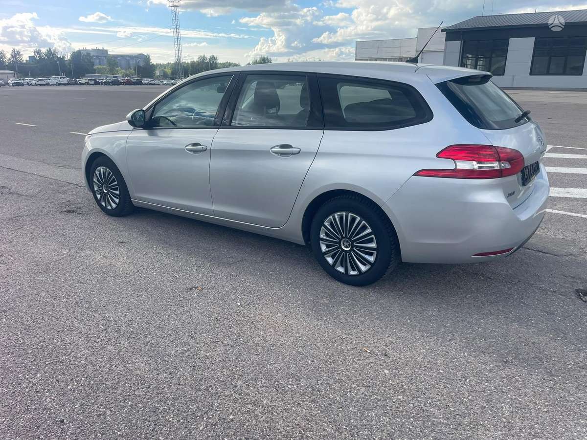 Peugeot 308 - 5
