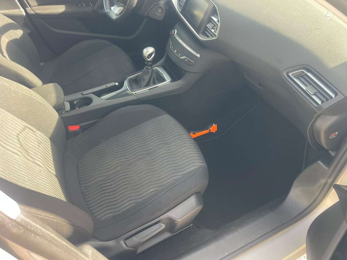 Peugeot 308 - 9