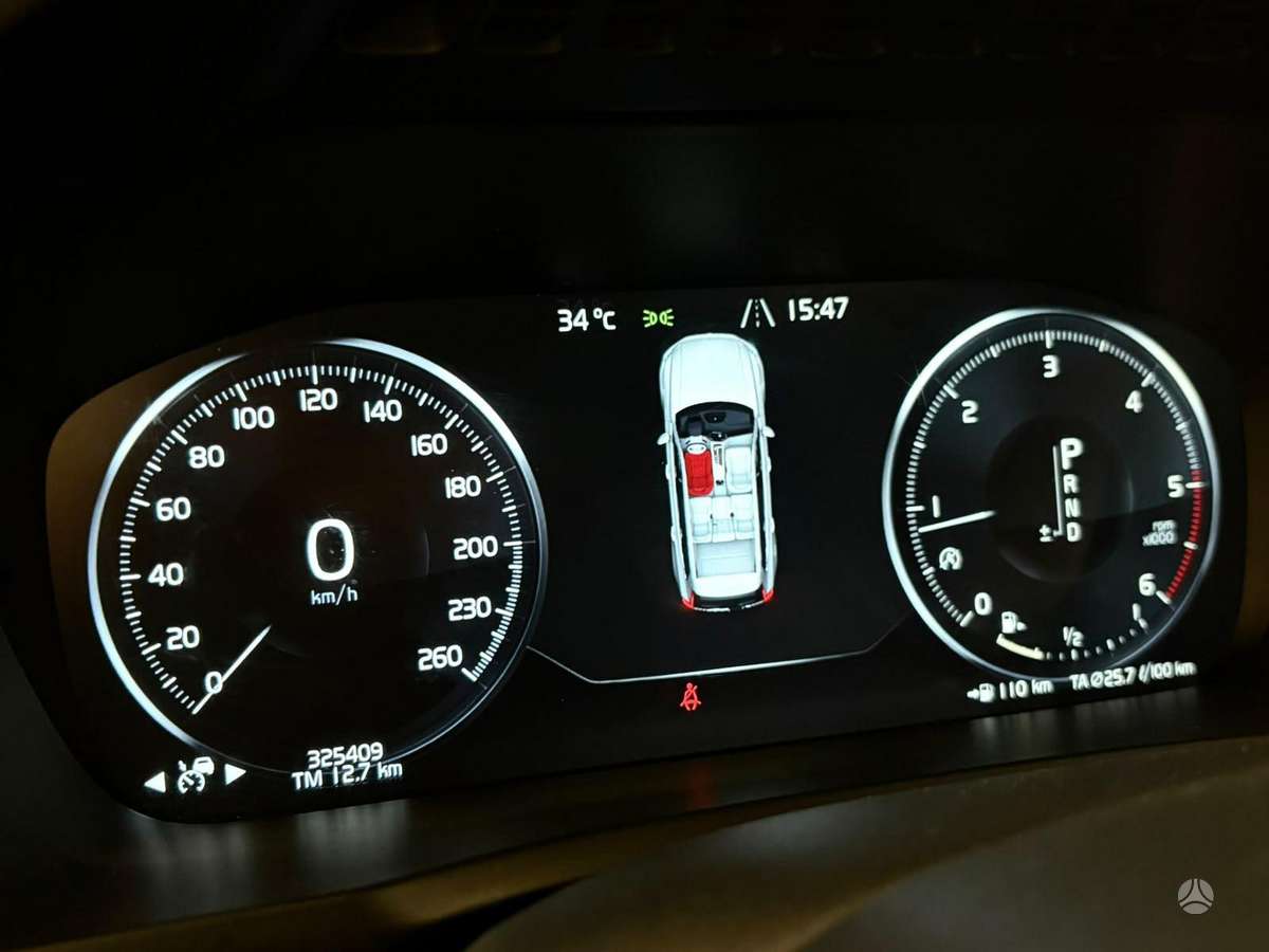 Volvo XC90 - 12
