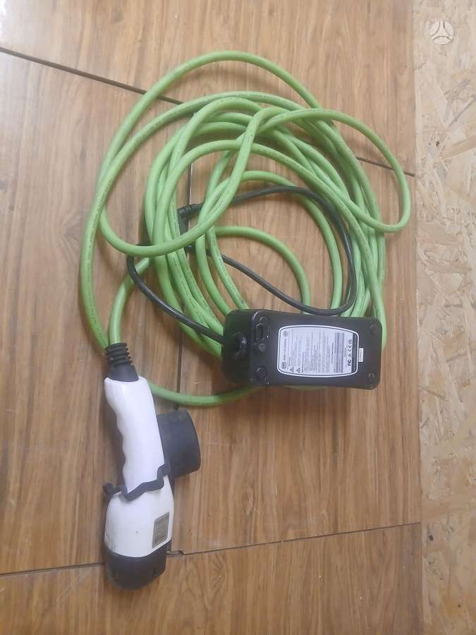 Volkswagen ID.4, masterplug mode 2 ev charger, Pakrovejas