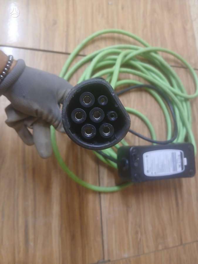 Volkswagen ID.4, masterplug mode 2 ev charger, Pakrovejas