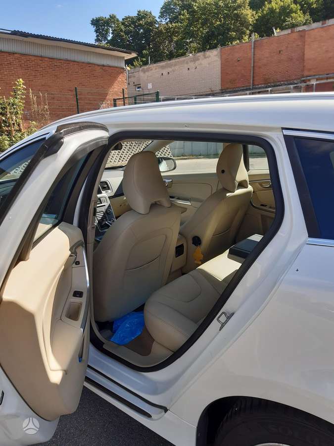 Volvo V60, 2.5 l., Универсал