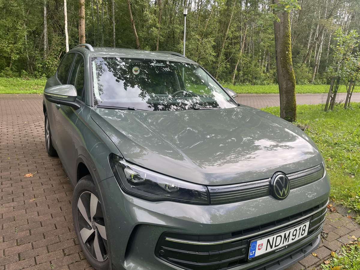 Volkswagen Tiguan - 5