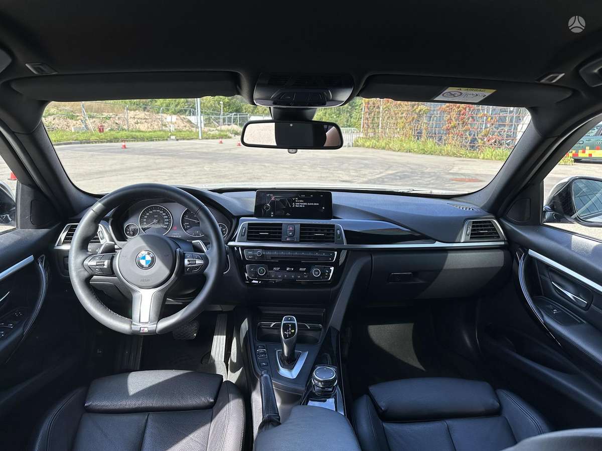 BMW 320, 2.0 l., wagon