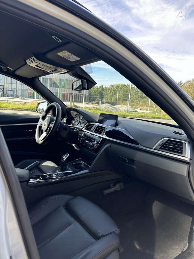BMW 320, 2.0 l., wagon