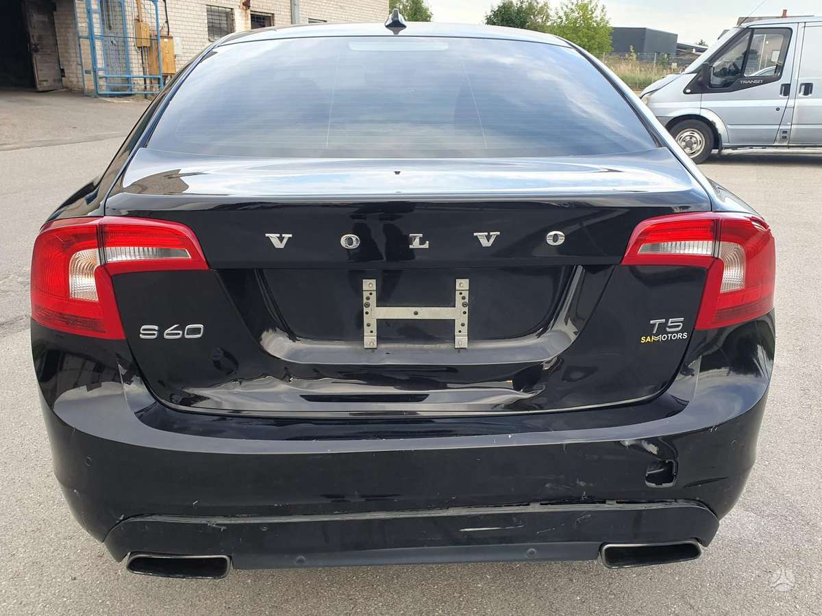 Volvo S60 - 6