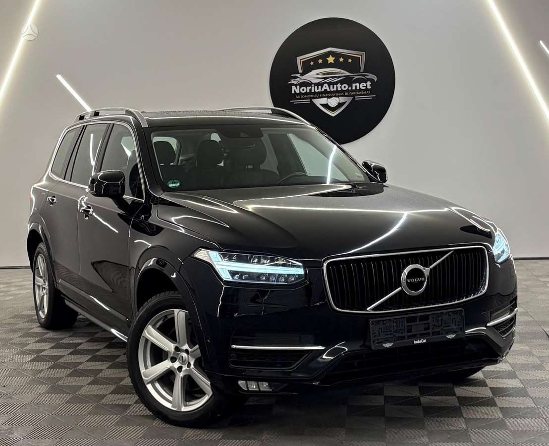 Volvo XC90 - 1