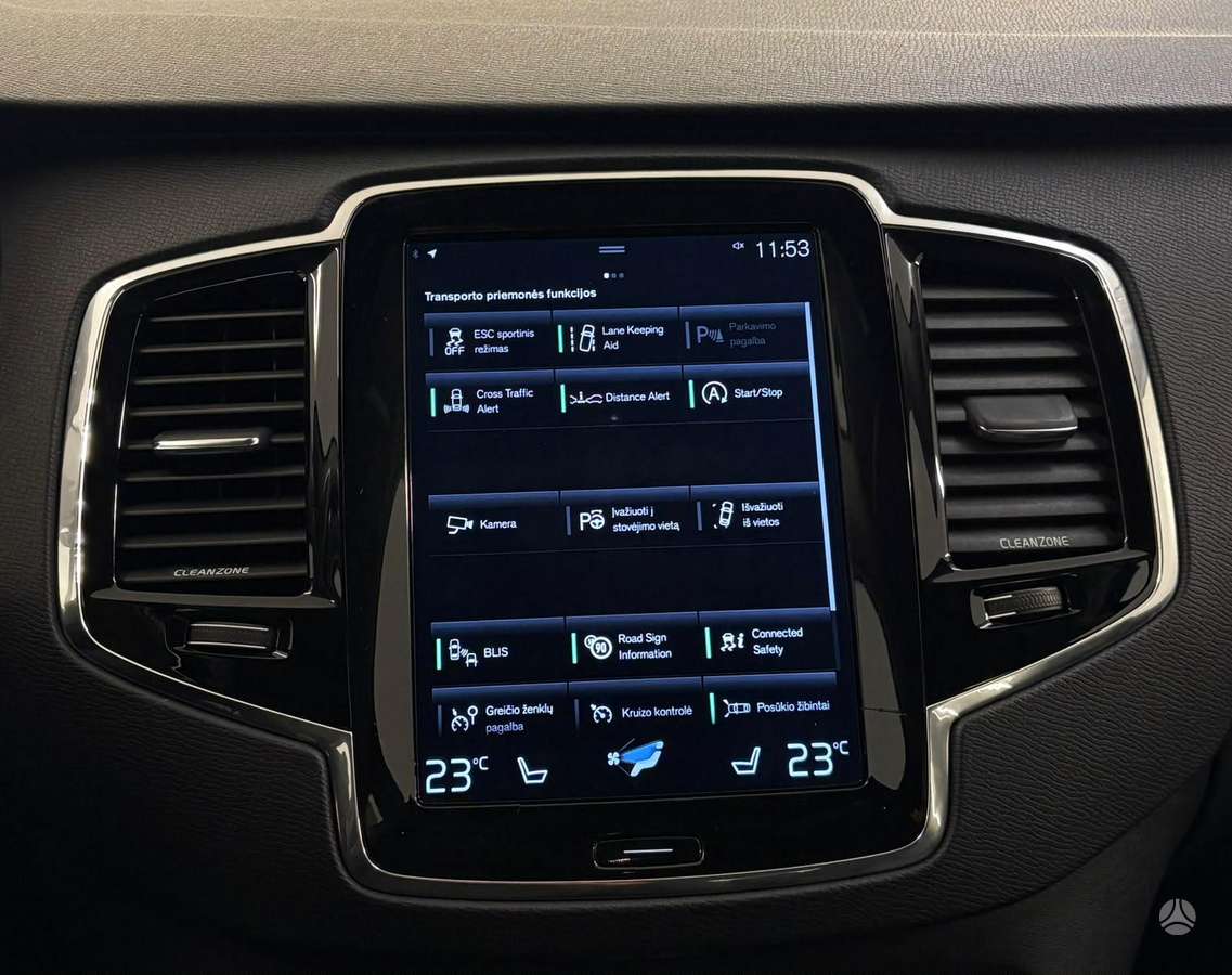 Volvo XC90 - 8