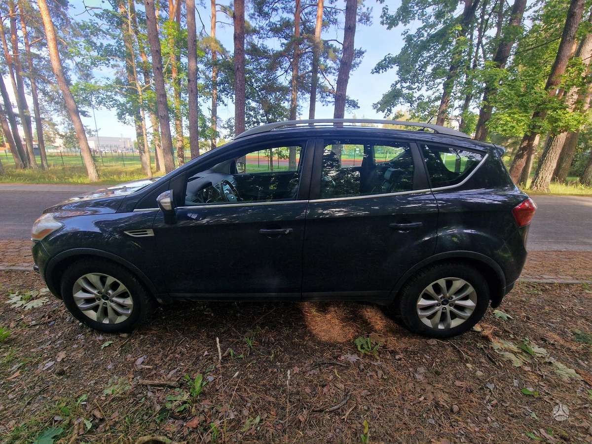 Ford Kuga, 2.0 l., off-road / crossover