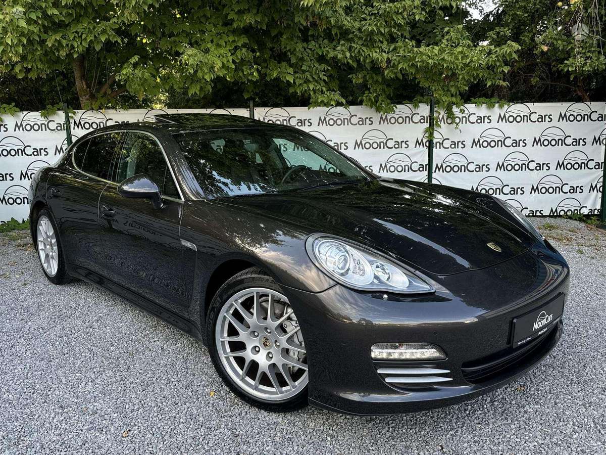 Porsche Panamera, 4.8 l., hatchback