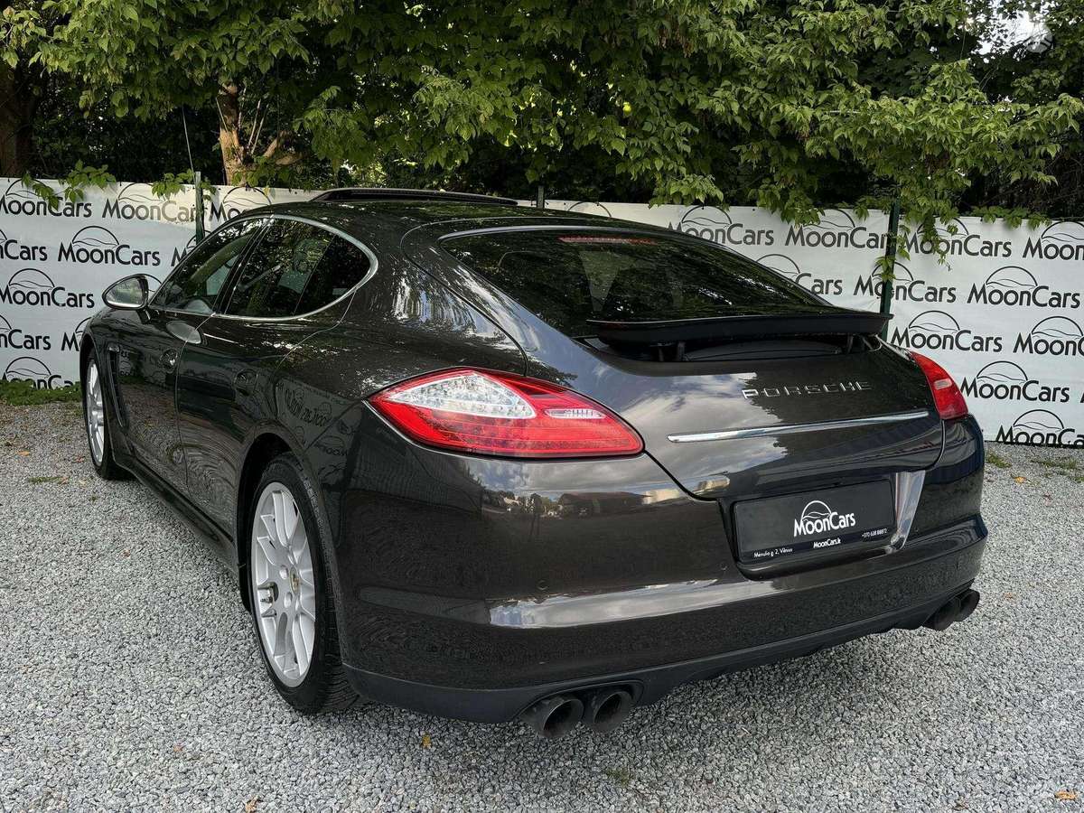 Porsche Panamera, 4.8 l., hatchback