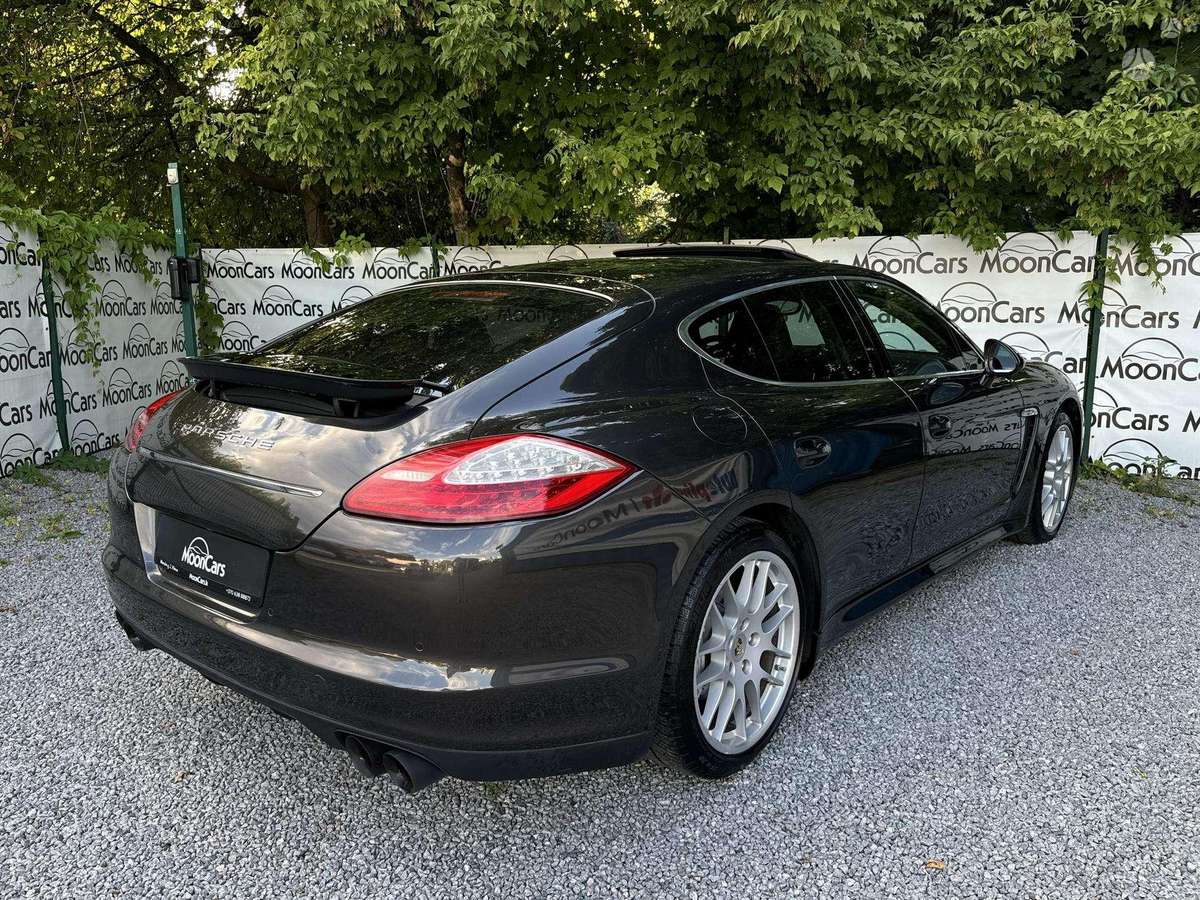 Porsche Panamera, 4.8 l., hatchback