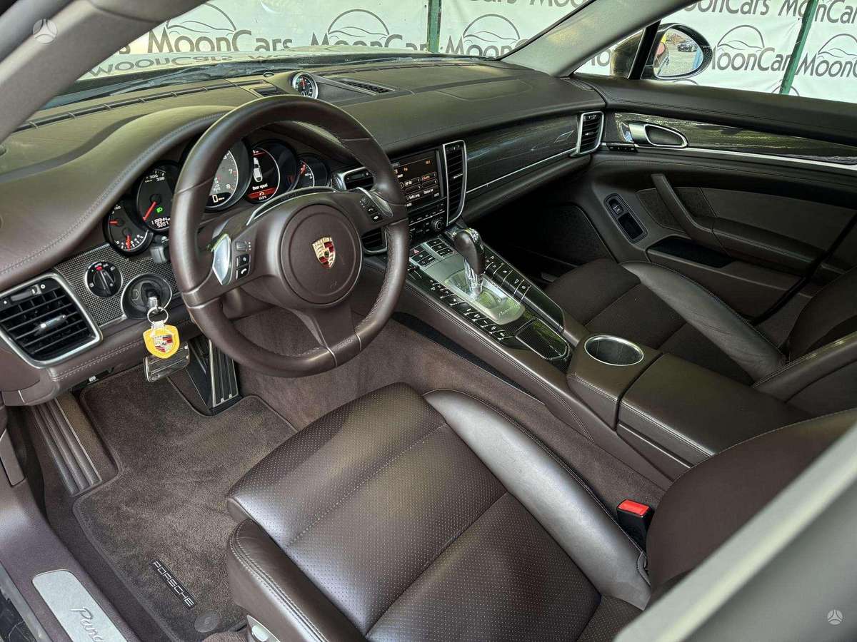 Porsche Panamera, 4.8 l., hatchback