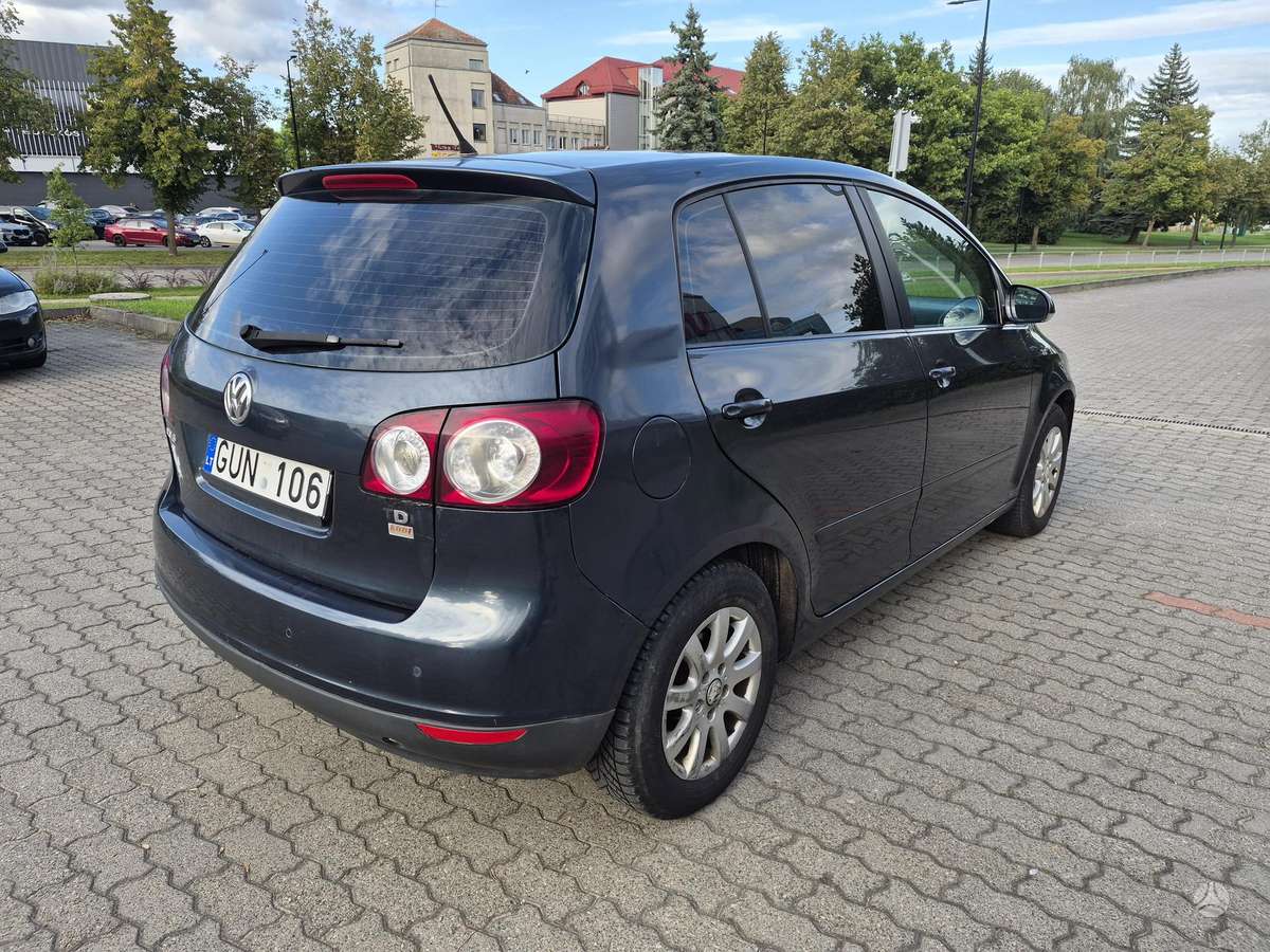 Volkswagen Golf Plus - 4