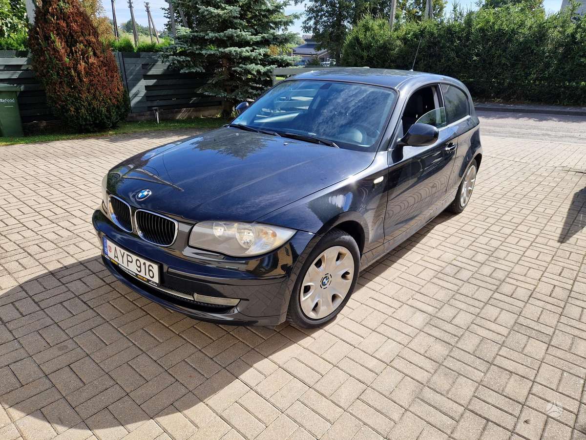 BMW 118, 2.0 l., Хэтчбек