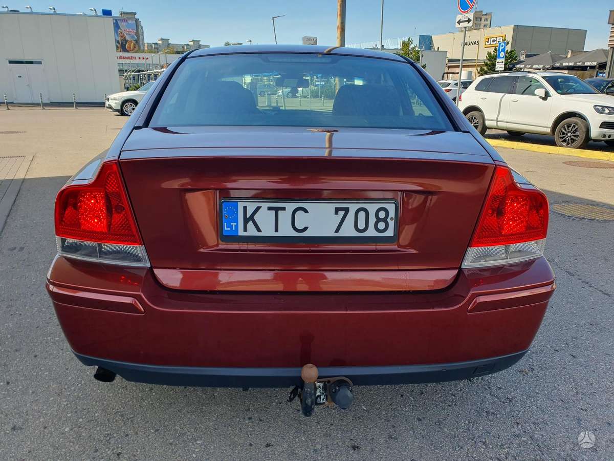 Volvo S60, 2.4 l., Седан