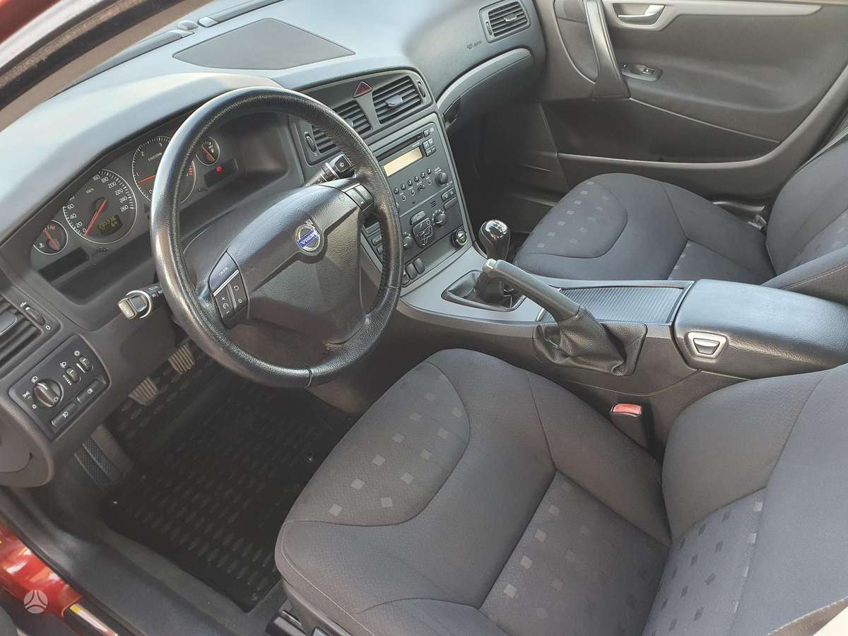Volvo S60, 2.4 l., Седан