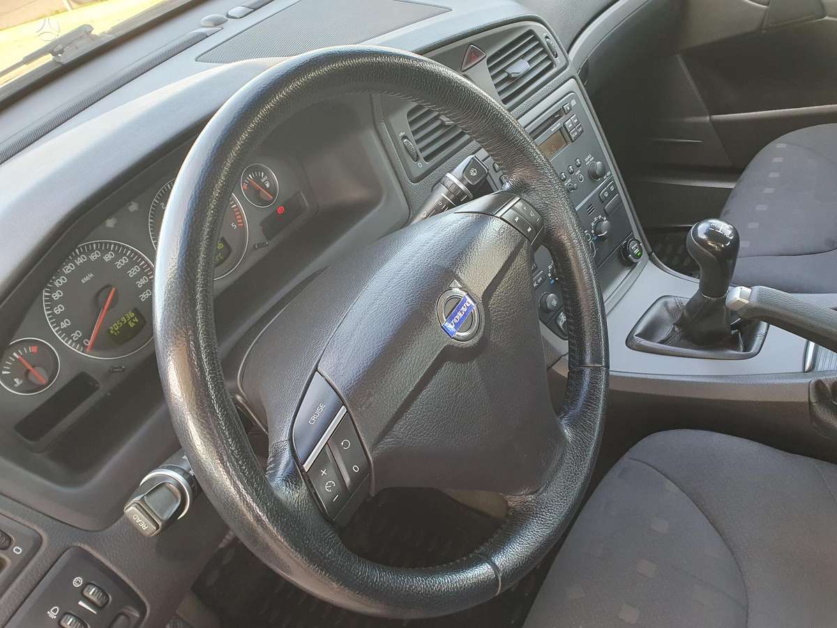 Volvo S60, 2.4 l., Седан