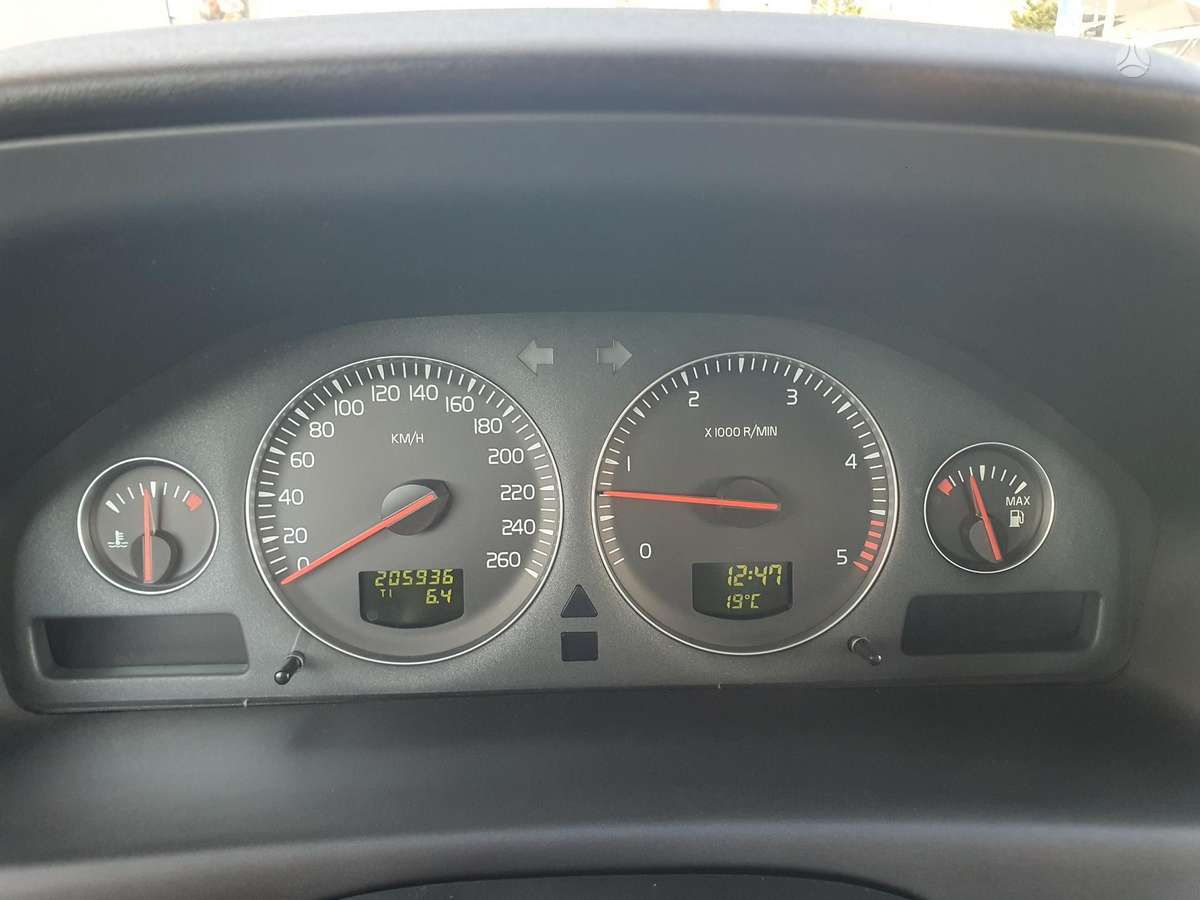 Volvo S60, 2.4 l., Седан