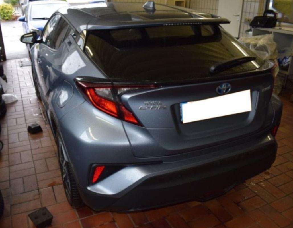 Toyota C-HR - 4