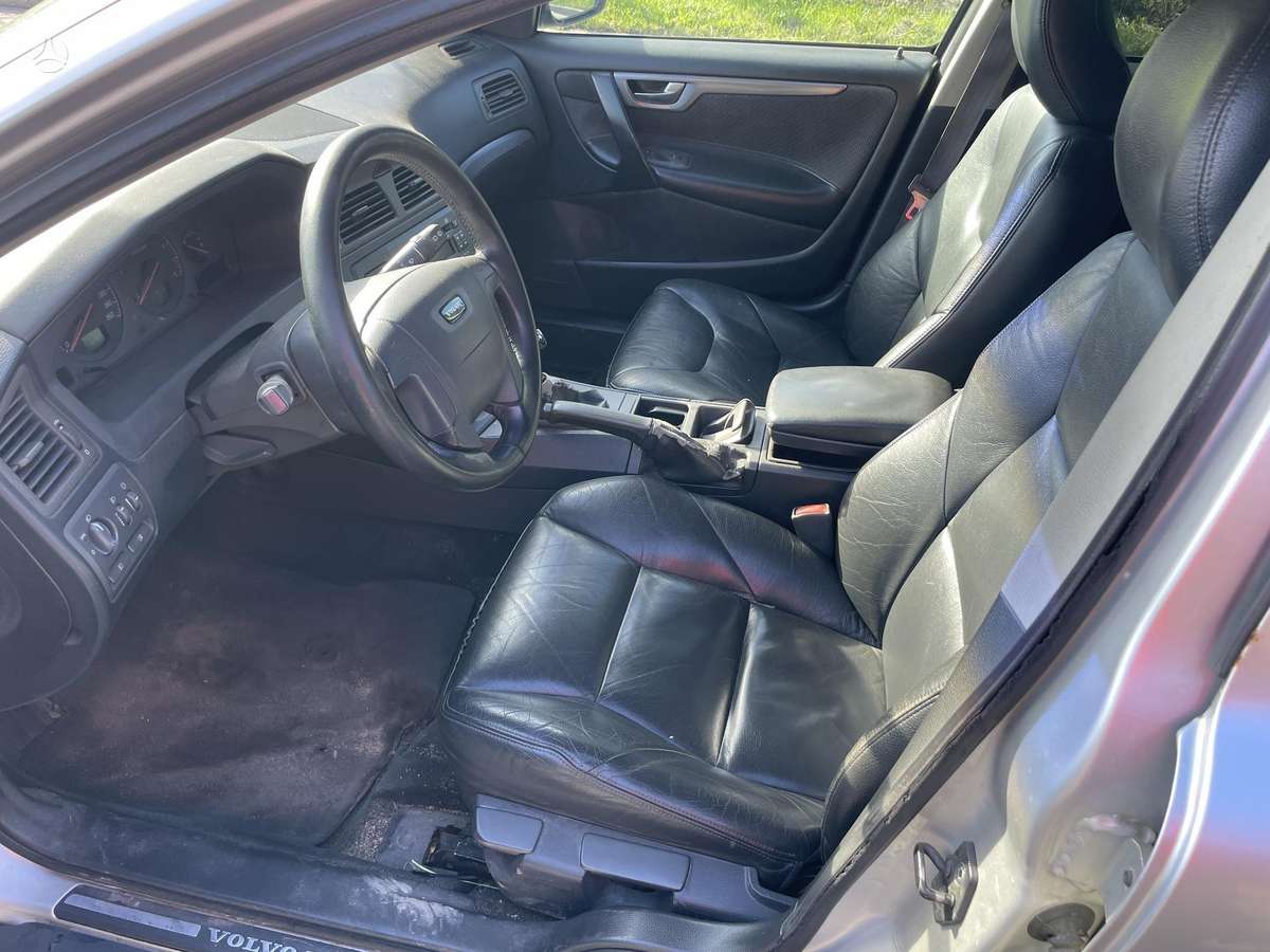 Volvo V70 - 10