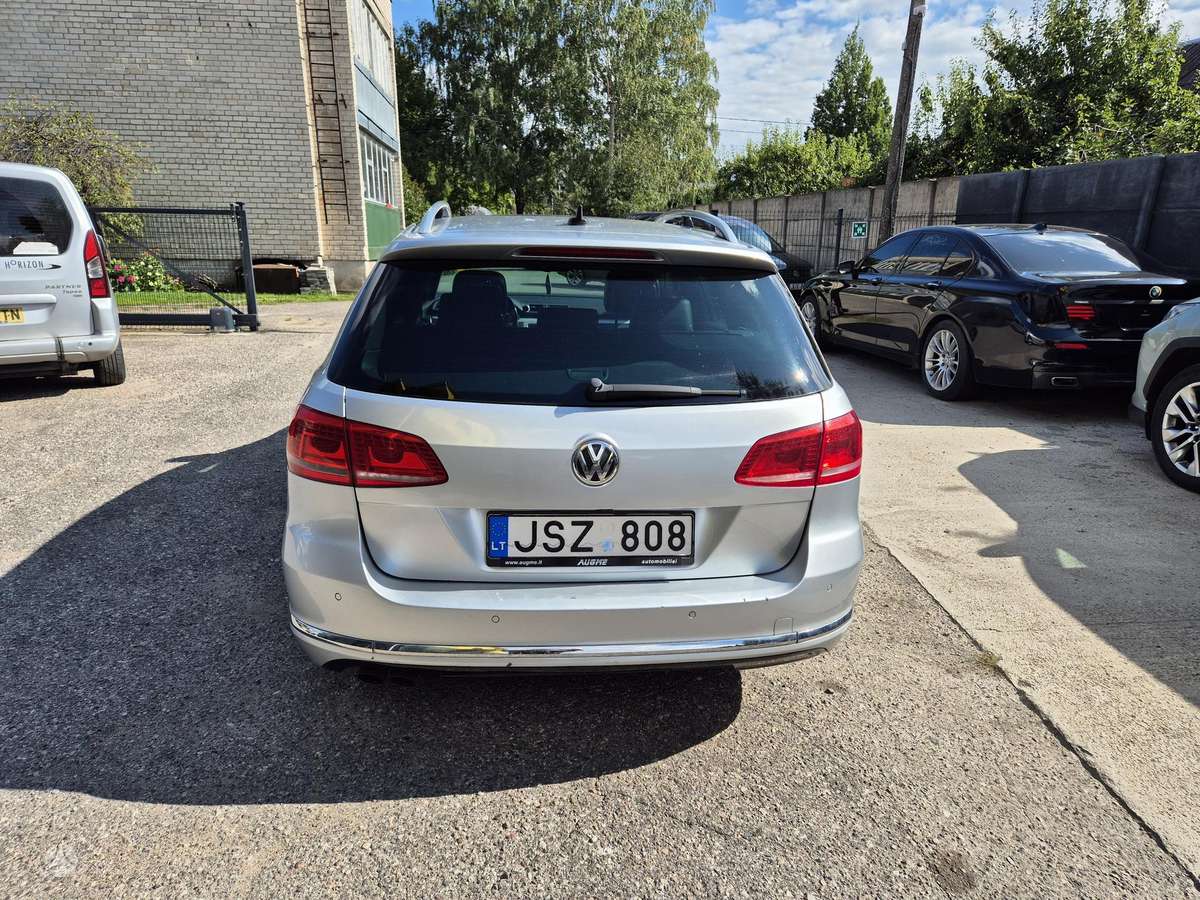 Volkswagen Passat - 6