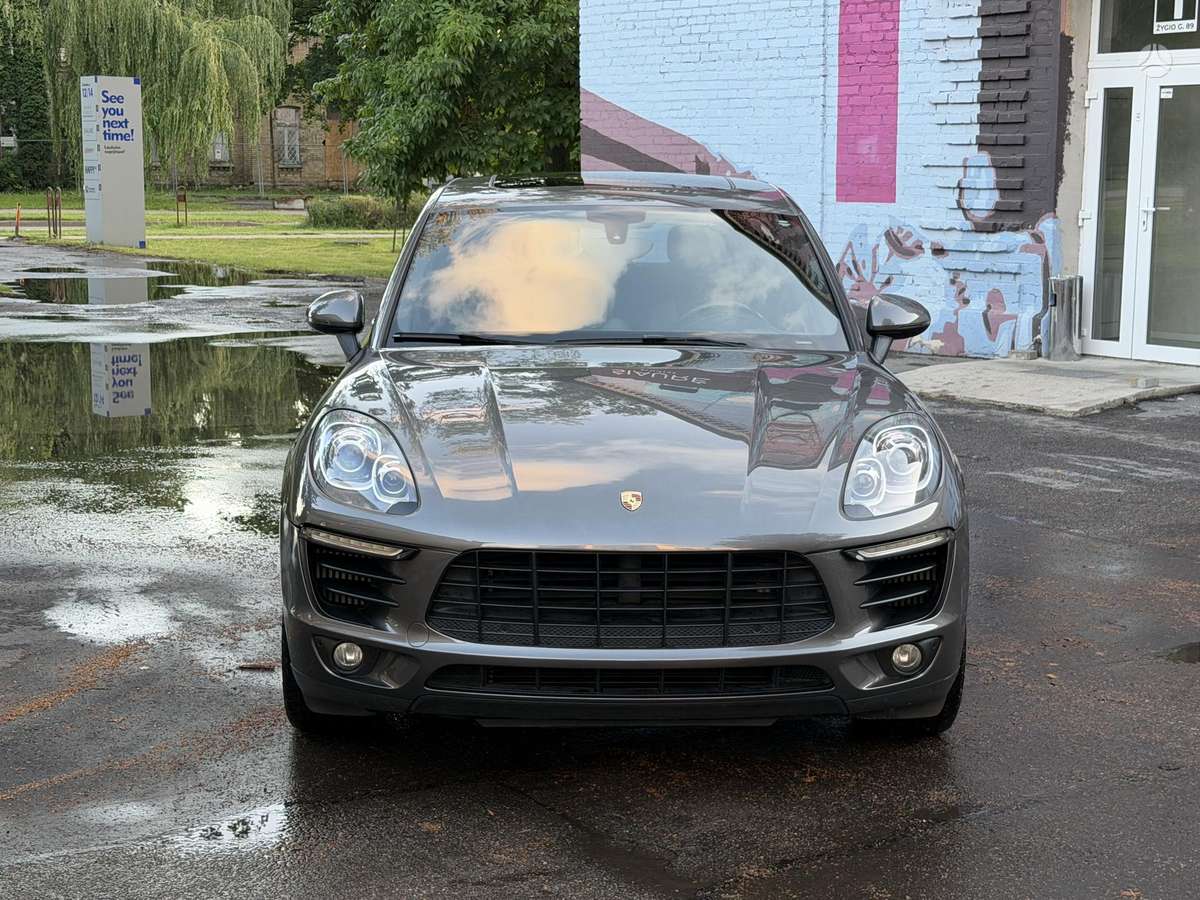 Porsche Macan - 2